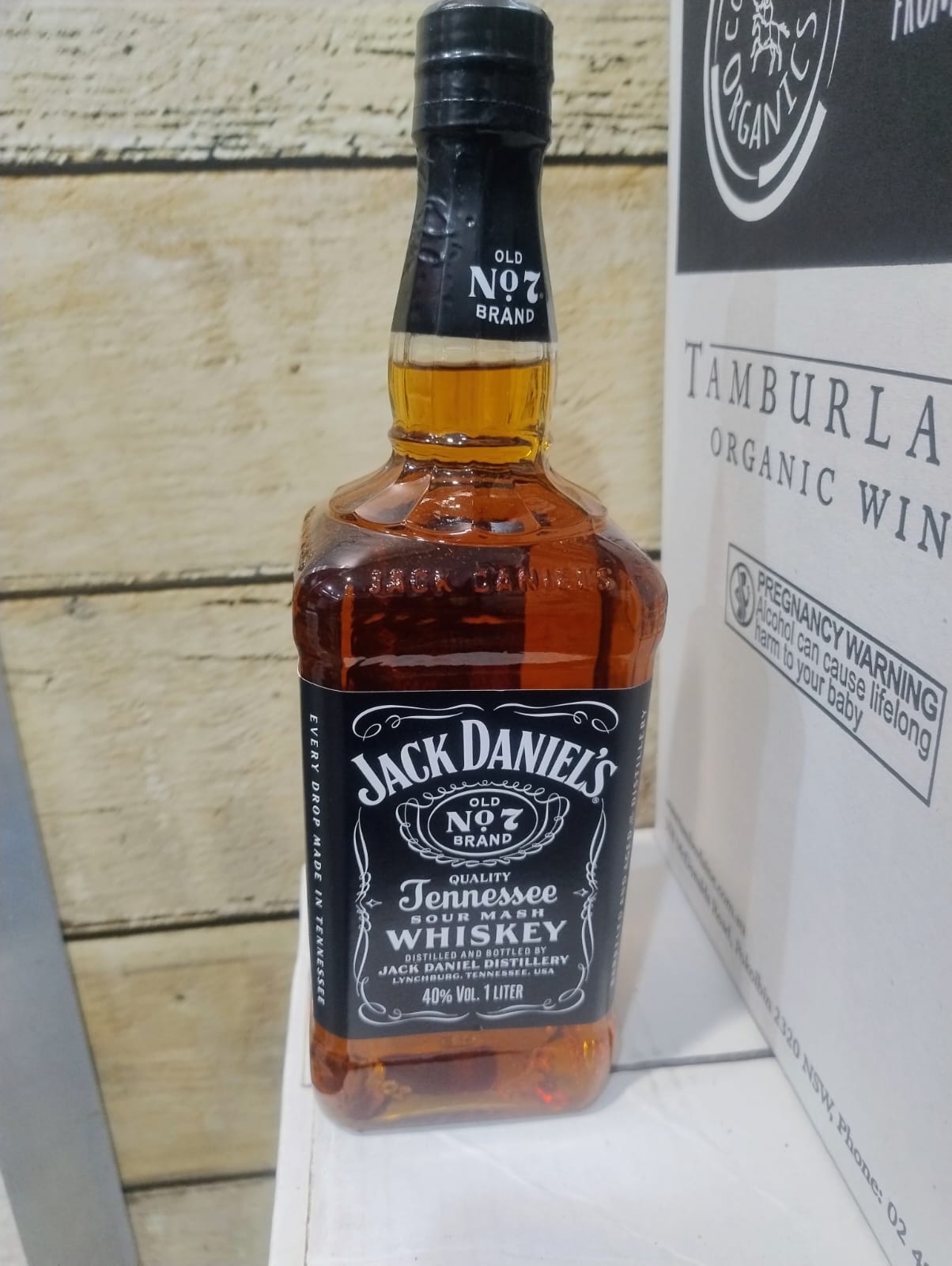 1 x Jack Daniels Tennessee Whiskey 1 Litre