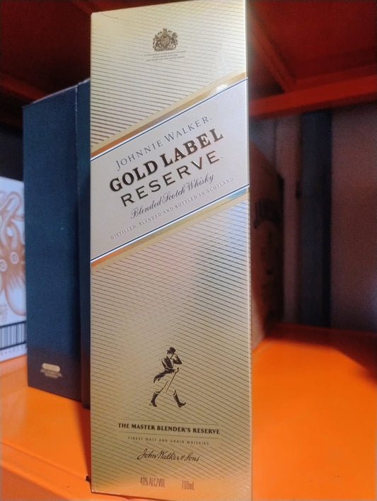 1 x Gold Label Reserve Blended Scotch Whisky 700mL